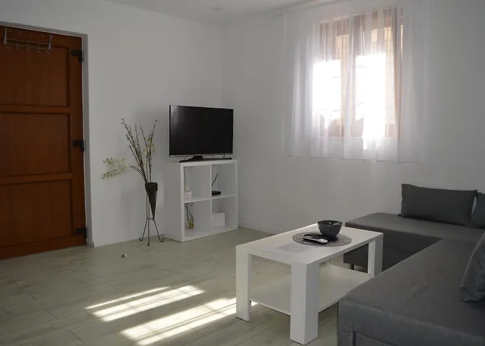 Apartments Lea